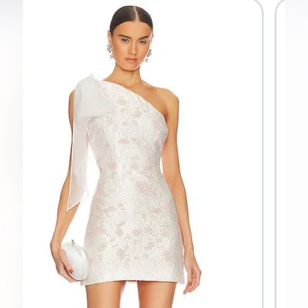 Brand new w/ tags Elliott Ivory One-Shoulder April Dress for bride &wedding sz L